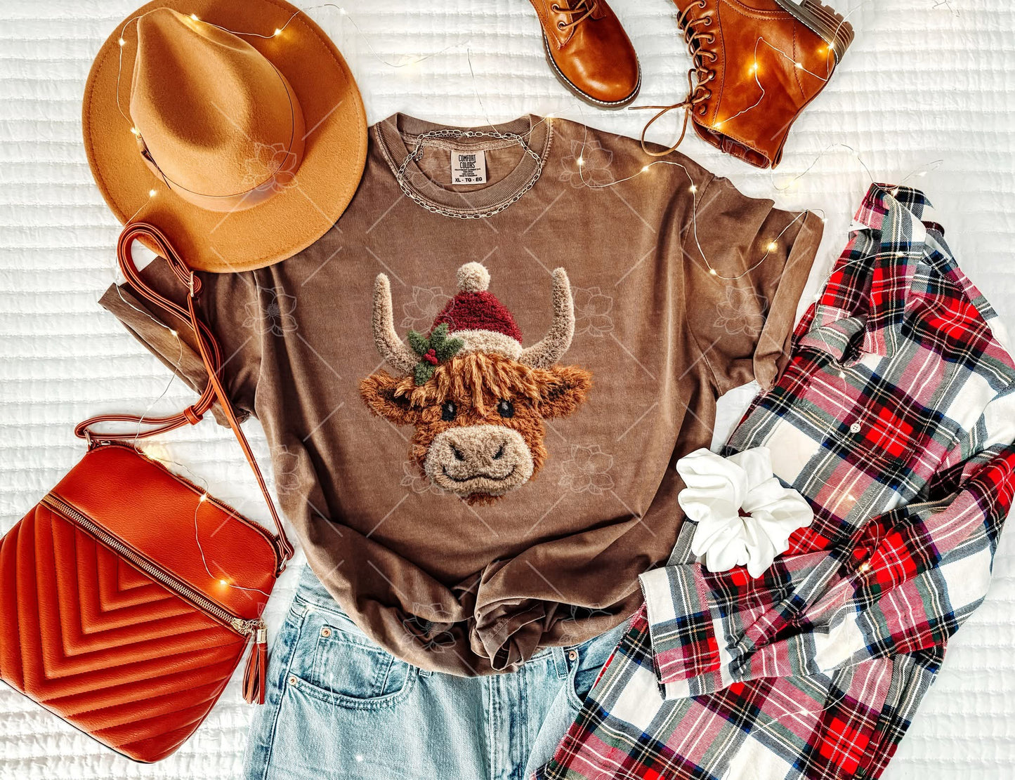 FAUX Yarn Christmas Cow - Multiple Sizes